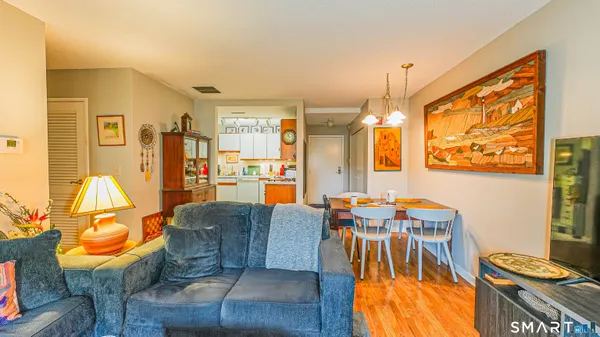 $239,995 | 75 Washington Avenue, Unit 2105, Hamden, CT 06518