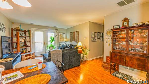 $239,995 | 75 Washington Avenue, Unit 2105, Hamden, CT 06518