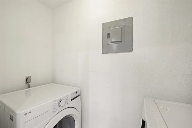 $325,000 | 2001 Parker Lane, Unit 101, Austin, TX 78741