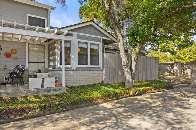 $325,000 | 2001 Parker Lane, Unit 101, Austin, TX 78741