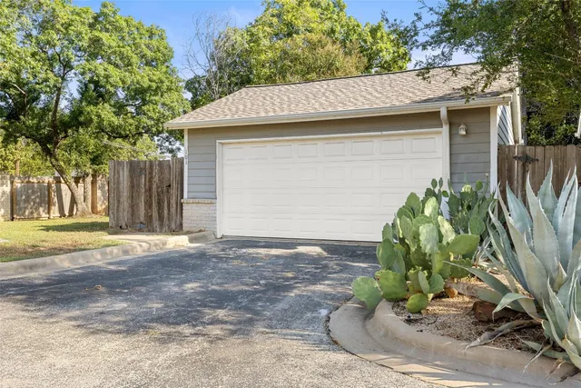 $325,000 | 2001 Parker Lane, Unit 101, Austin, TX 78741