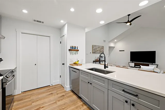 $325,000 | 2001 Parker Lane, Unit 101, Austin, TX 78741