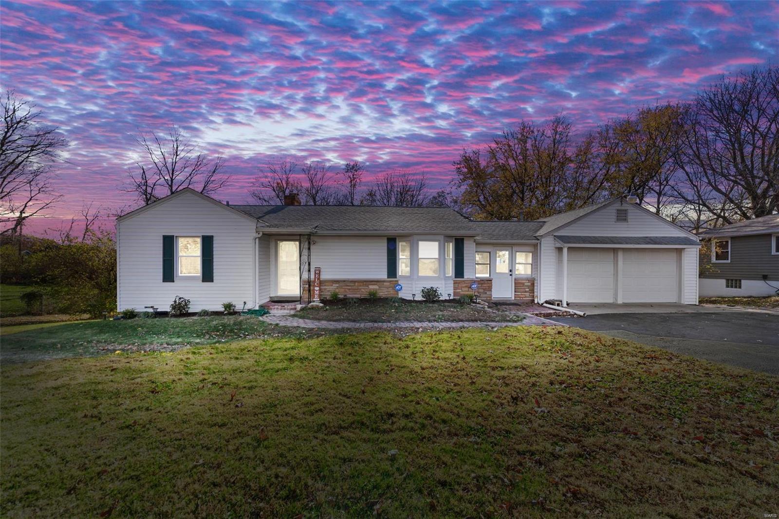 3376 Fee Fee Road Bridgeton, MO 63044 - Photo 2 of 31 Gallery Image 2