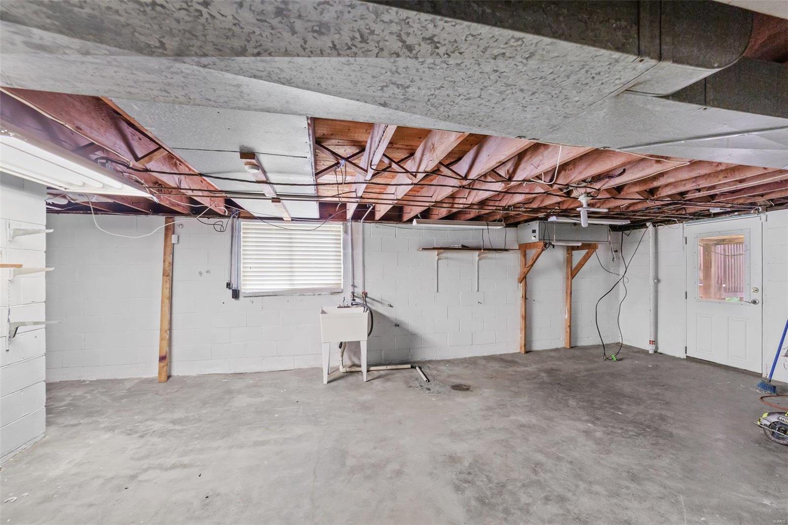 3376 Fee Fee Road Bridgeton, MO 63044 - Photo 26 of 31 Gallery Image 26