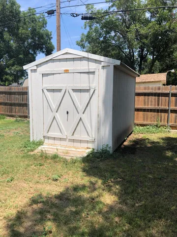 $225,000 | 804 South Broadway, Plainview, TX 79072