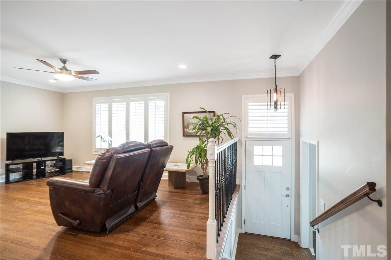 4901 Latimer Road Raleigh, NC 27609 - Photo 2 of 24
