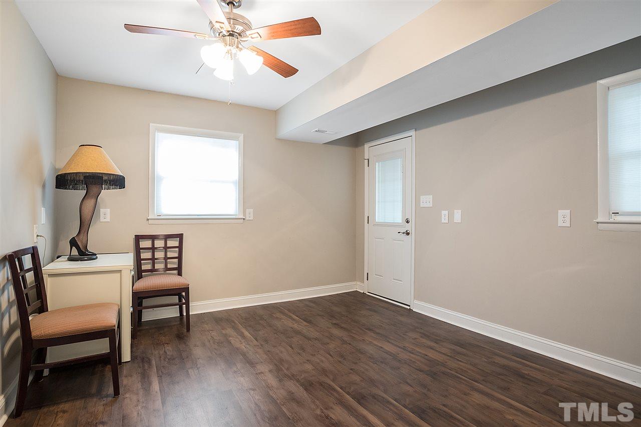 4901 Latimer Road Raleigh, NC 27609 - Photo 12 of 24