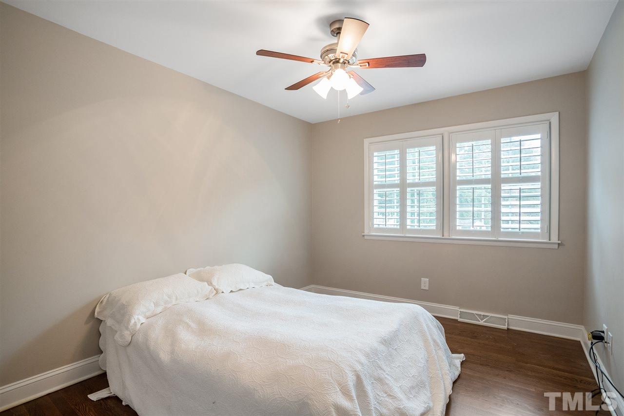 4901 Latimer Road Raleigh, NC 27609 - Photo 17 of 24