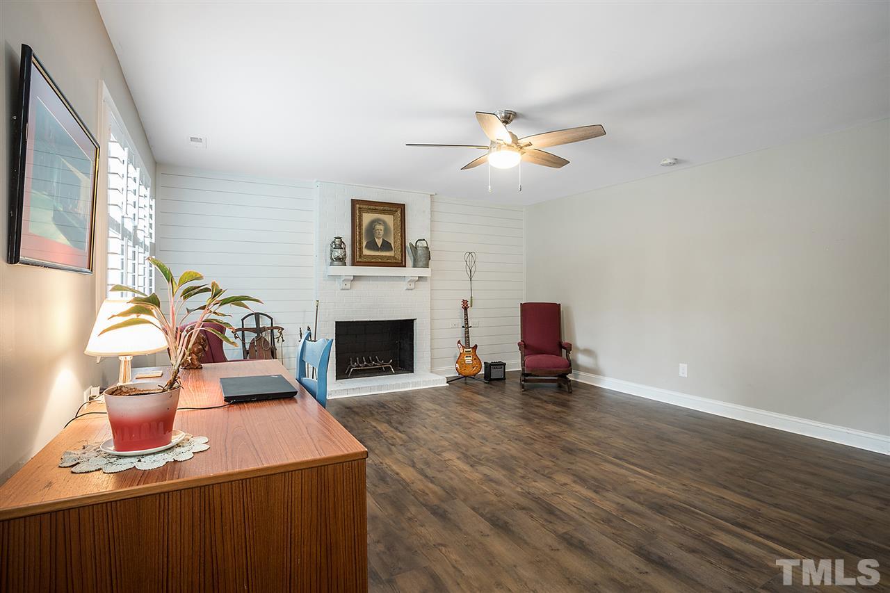 4901 Latimer Road Raleigh, NC 27609 - Photo 10 of 24