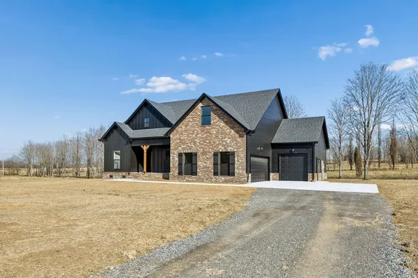 $549,900 | 2253 County House Road, Smithville, TN 37166