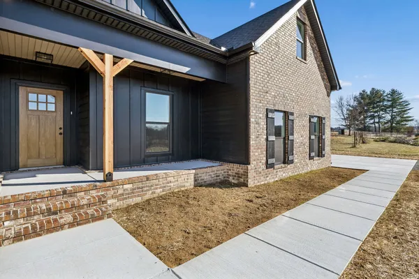$549,900 | 2253 County House Road, Smithville, TN 37166