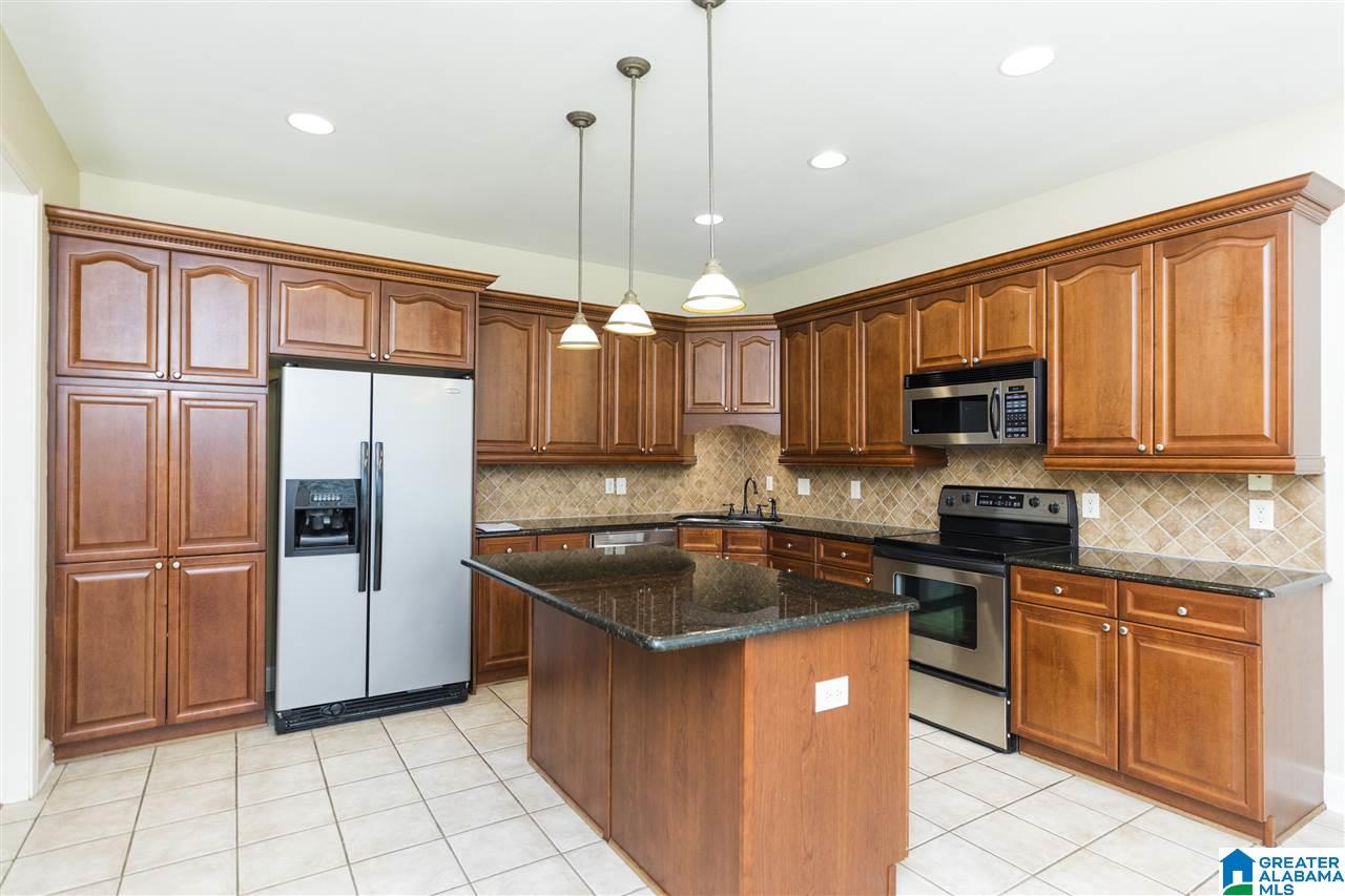 138 Thoroughbred Lane Alabaster, AL 35007 - Photo 3 of 38