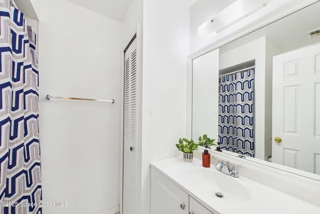 $2,300 | 3021 Sir Hamilton Circle, Unit 11, Titusville, FL 32780