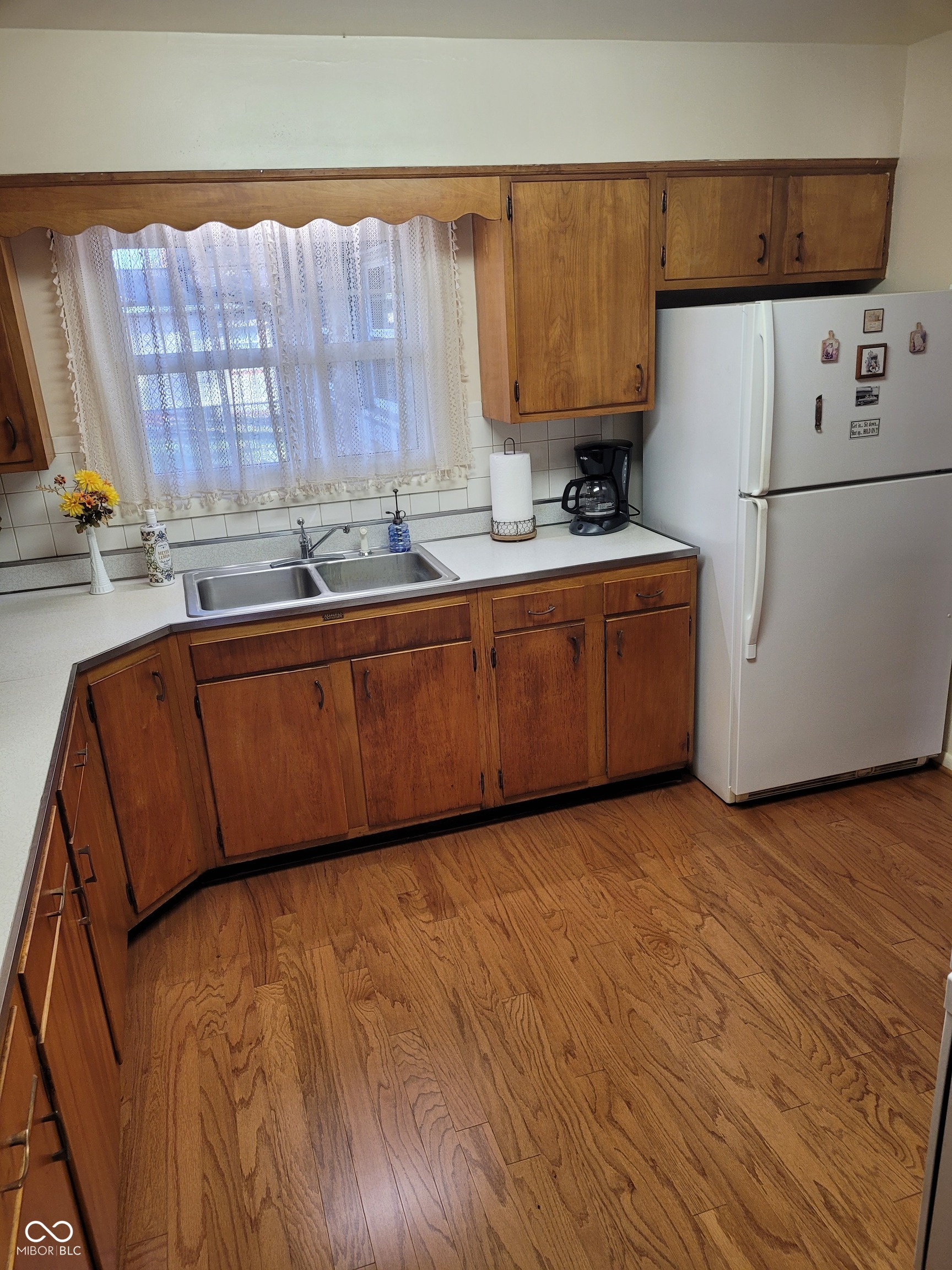 6335 South Keystone Avenue Indianapolis, IN 46227 - Photo 9 of 37