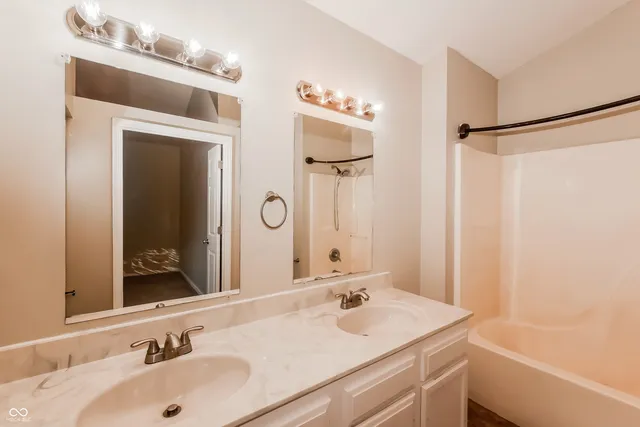 $1,995 | 1202 Pine Mountain Way, Indianapolis, IN 46229