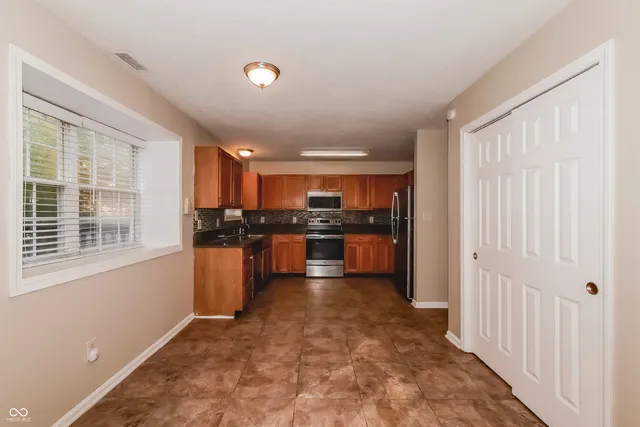 $1,995 | 1202 Pine Mountain Way, Indianapolis, IN 46229