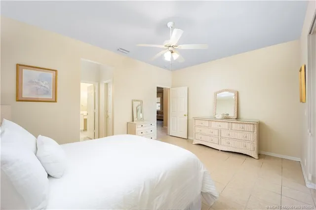 $475,000 | 583 Northwest Cherry Oak Drive, Jensen Beach, FL 34957