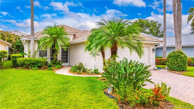 $475,000 | 583 Northwest Cherry Oak Drive, Jensen Beach, FL 34957