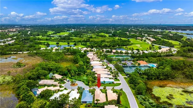 $475,000 | 583 Northwest Cherry Oak Drive, Jensen Beach, FL 34957