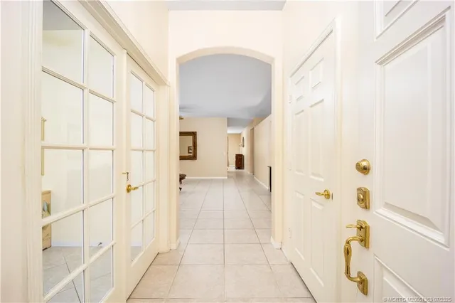 $475,000 | 583 Northwest Cherry Oak Drive, Jensen Beach, FL 34957