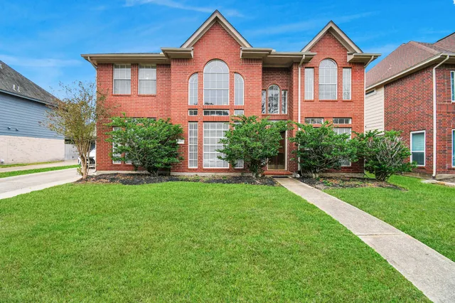 $398,900 | 2543 Acadiana Lane, Seabrook, TX 77586