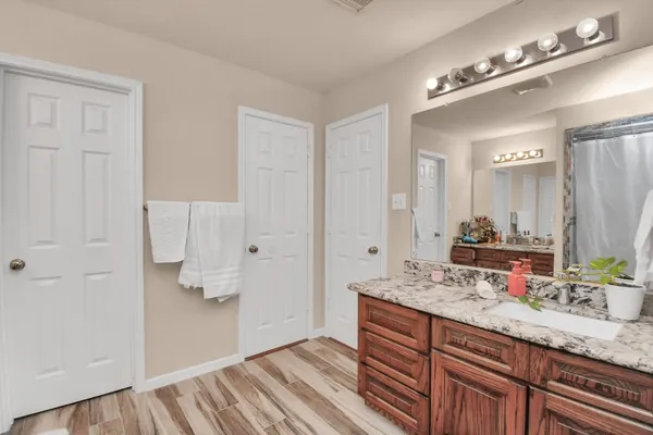 $398,900 | 2543 Acadiana Lane, Seabrook, TX 77586