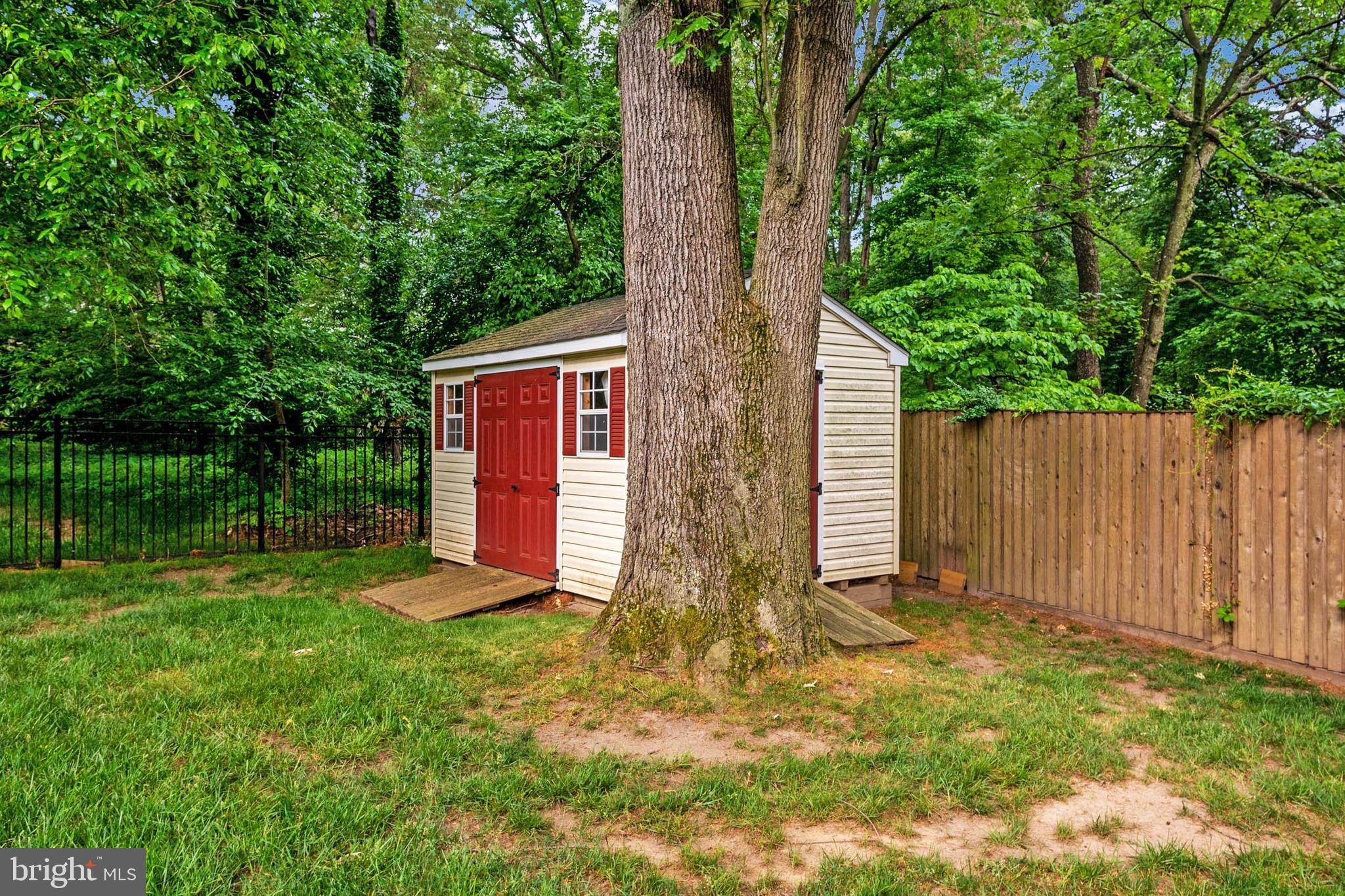 108 Rustic Ridge Road Severna Park, MD 21146 - Photo 11 of 41 Gallery Image 11