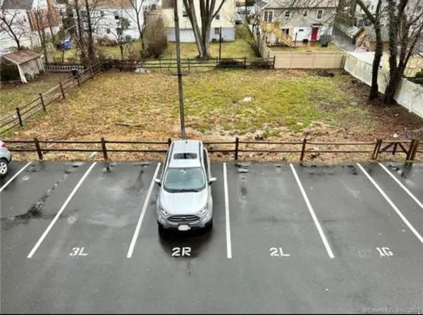 $2,400 | 7 Dale Street, Unit 2R, Stamford, CT 06902