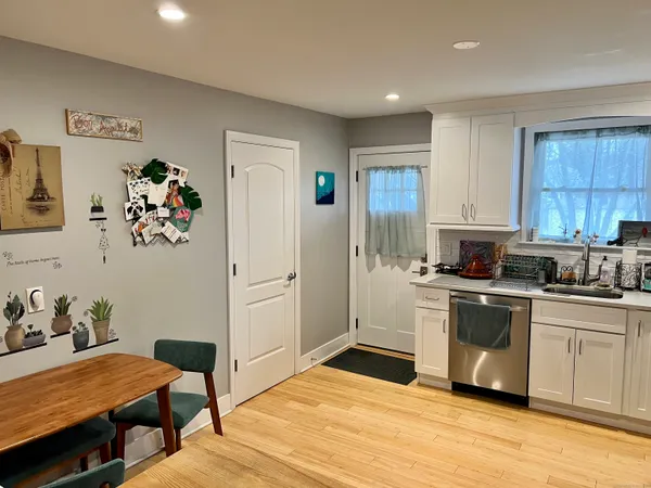 $2,400 | 7 Dale Street, Unit 2R, Stamford, CT 06902