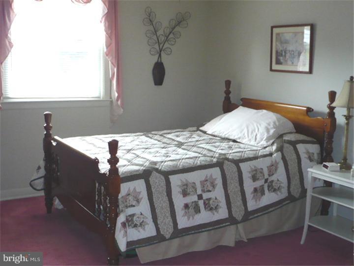 669 Cheyney Road Springfield, PA 19064 - Photo 7 of 13 Bedroom 2