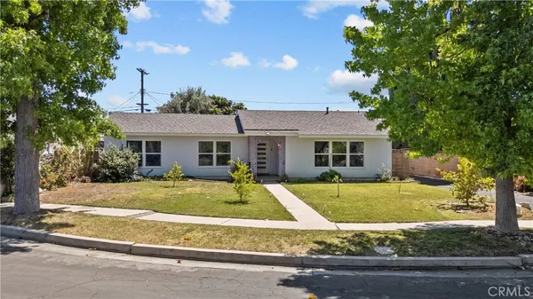 $4,500 | 20110 Kinzie Street, Chatsworth, CA 91311