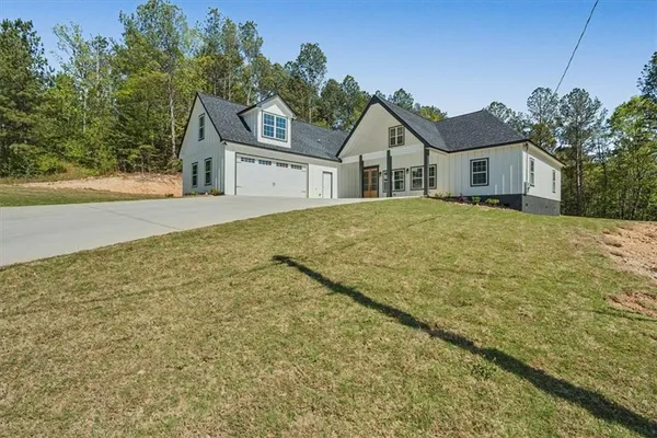 $500,000 | 242 Mulberry Lane, Lindale, GA 30147