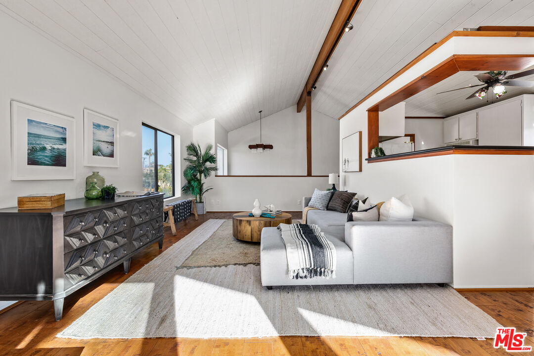 4450 Alla Road Los Angeles, CA 90066 - Photo 11 of 46