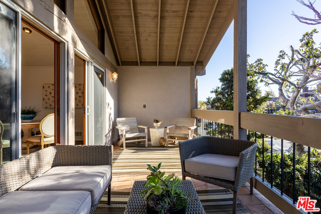 4450 Alla Road Los Angeles, CA 90066 - Photo 14 of 46