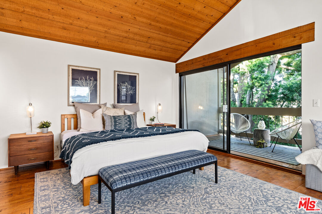 4450 Alla Road Los Angeles, CA 90066 - Photo 3 of 46