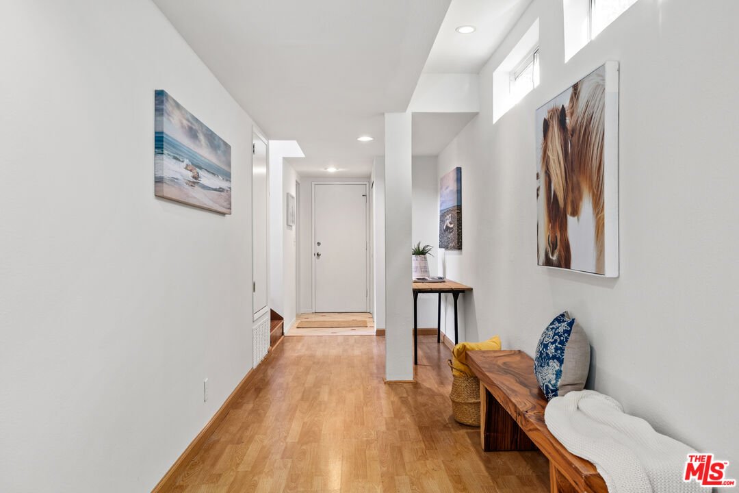 4450 Alla Road Los Angeles, CA 90066 - Photo 34 of 46