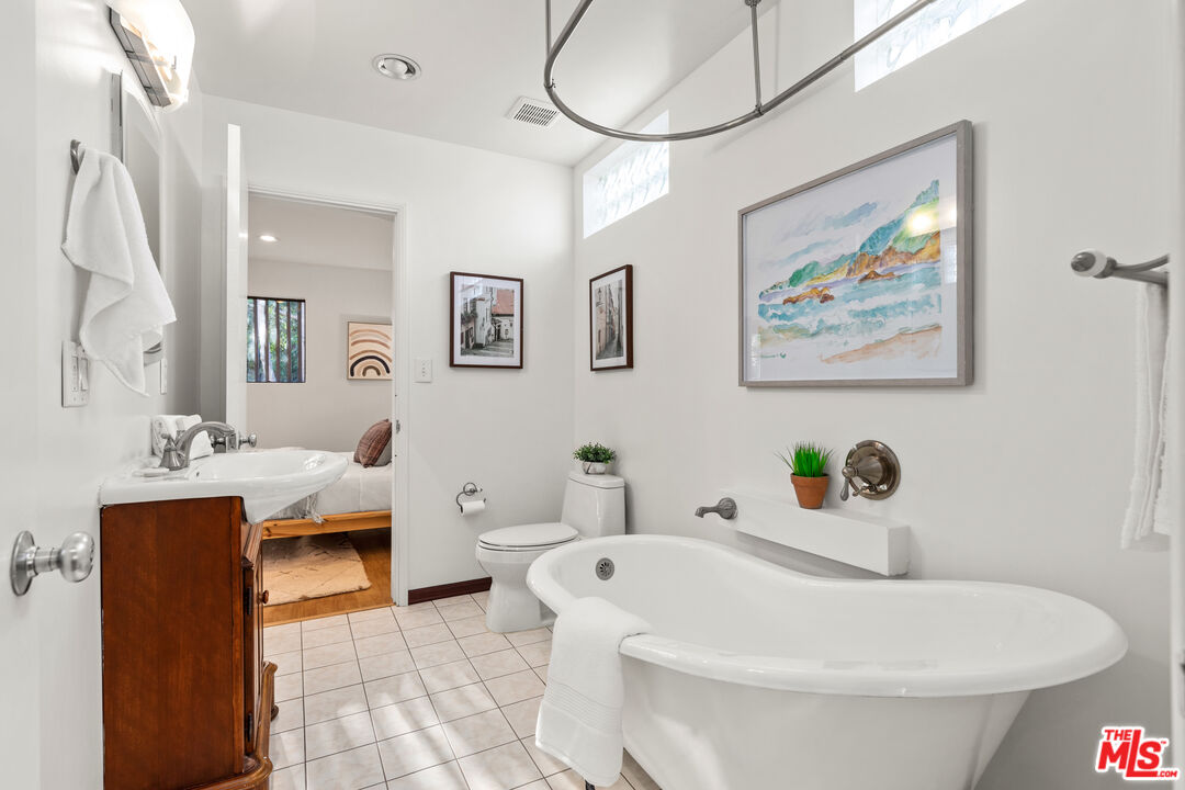 4450 Alla Road Los Angeles, CA 90066 - Photo 38 of 46