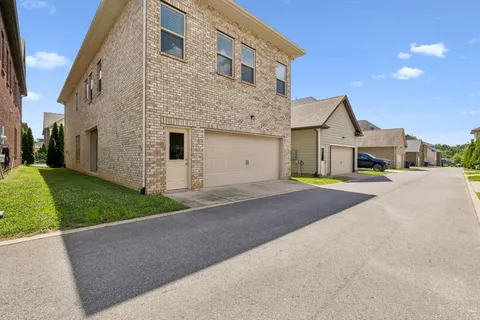 $545,000 | 151 Benjamin Lane, Hendersonville, TN 37075