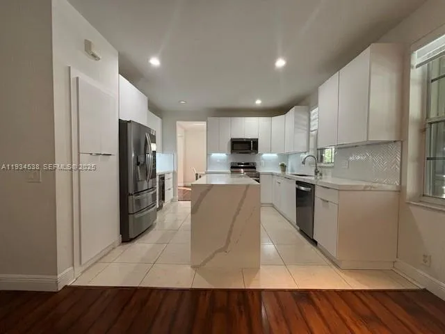 $6,200 | 712 Tulip Circle, Weston, FL 33327