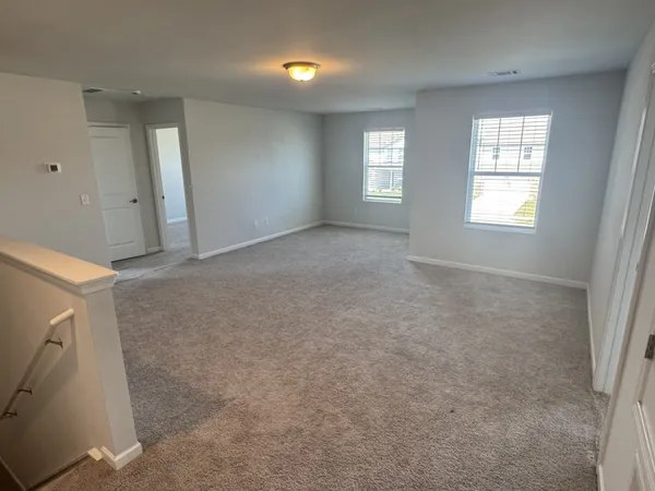 $2,700 | 710 Samuel Lee Lane, Murfreesboro, TN 37127