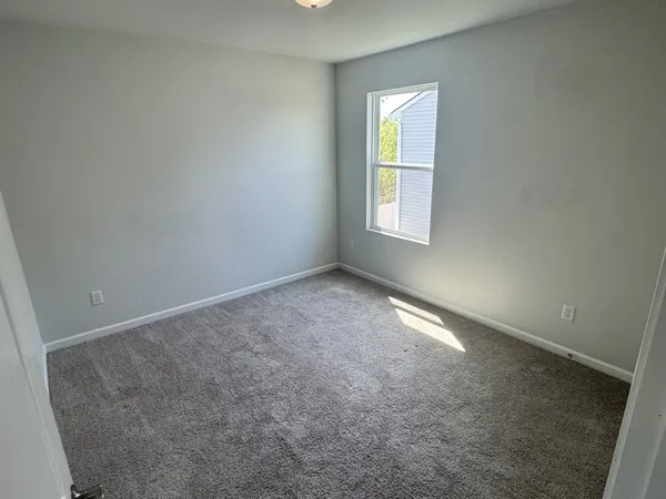 $2,700 | 710 Samuel Lee Lane, Murfreesboro, TN 37127