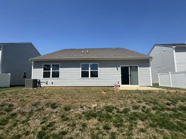 $2,700 | 710 Samuel Lee Lane, Murfreesboro, TN 37127