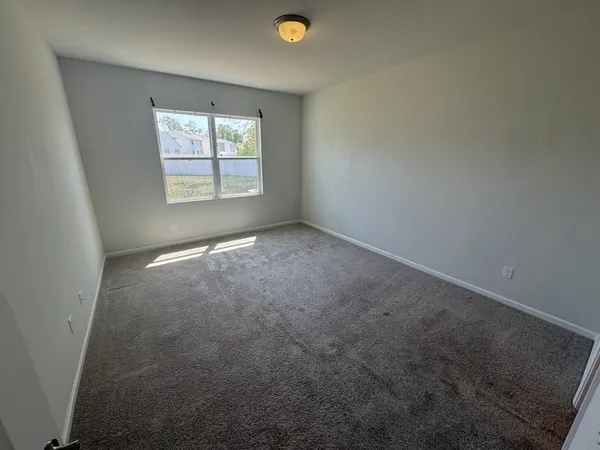 $2,700 | 710 Samuel Lee Lane, Murfreesboro, TN 37127