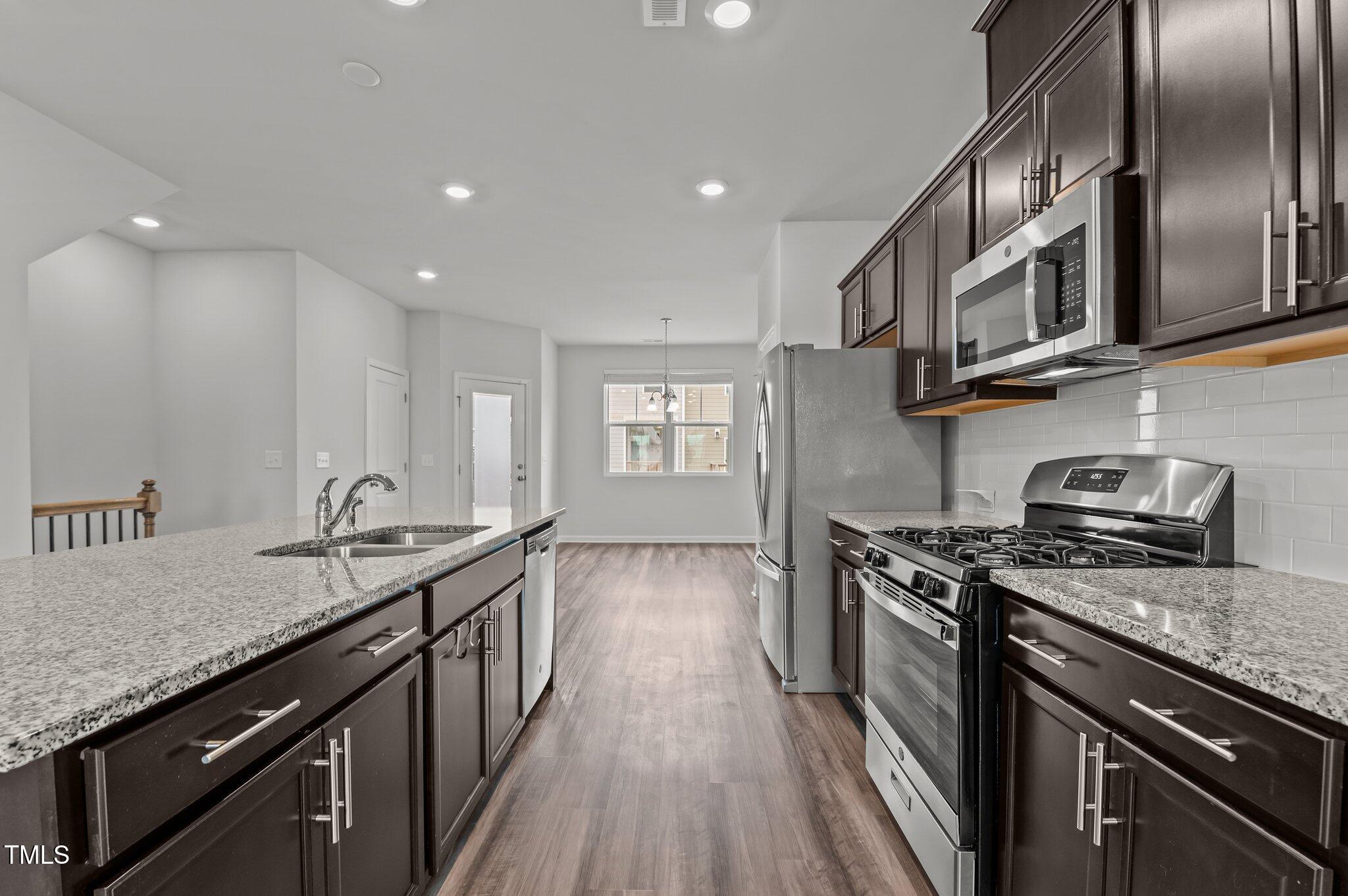 6351 Perry Creek Road Raleigh, NC 27616 - Photo 6 of 32 30-web-or-mls-DSC_7469