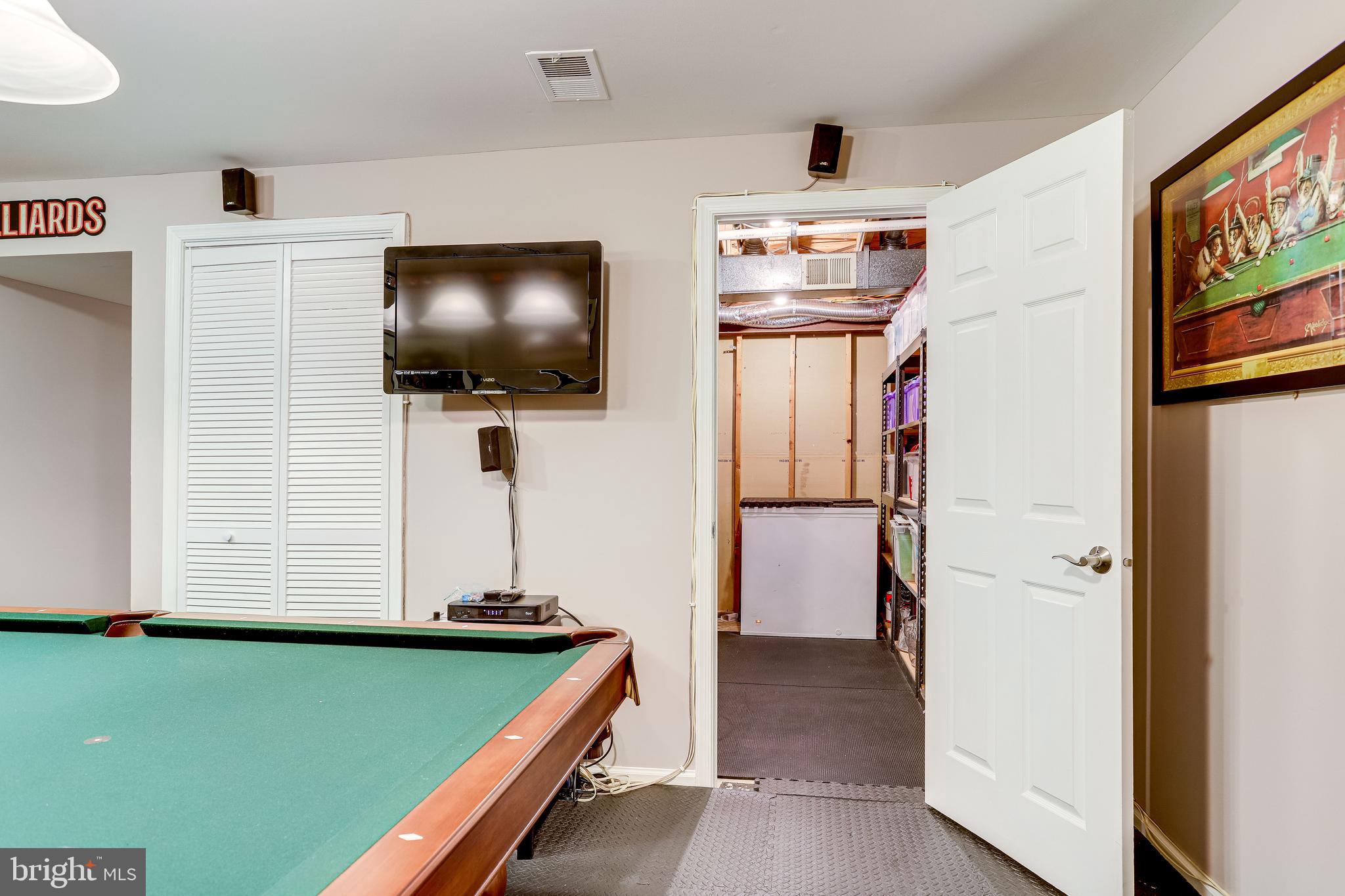 6002 Schoolhouse Woods Road Burke, VA 22015 - Photo 56 of 79