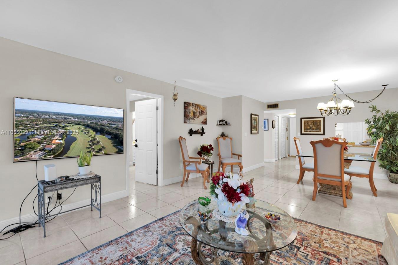 400 Commodore Drive, Unit 217 Plantation, FL 33325 - Photo 13 of 24