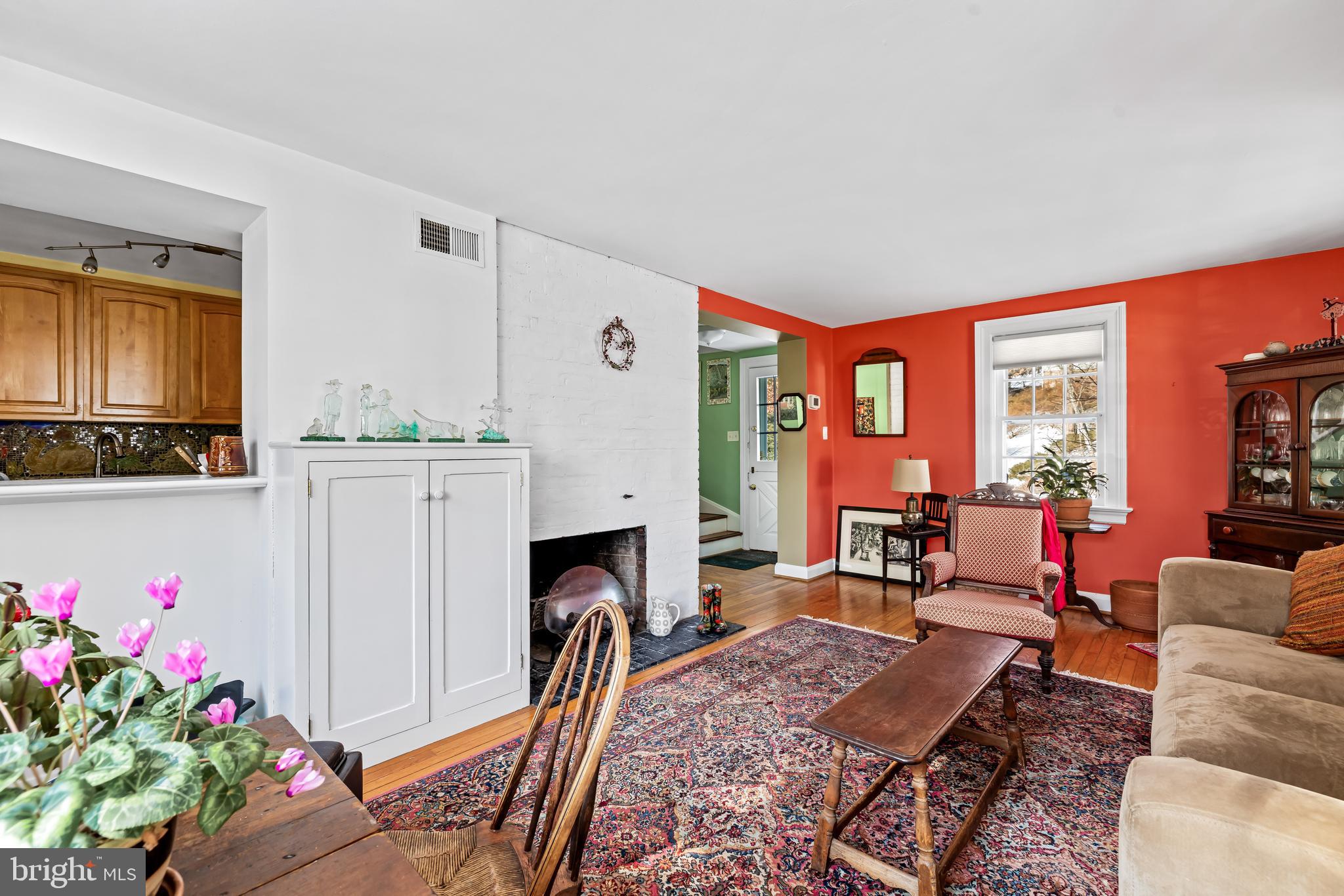 1801 Fairbank Road Baltimore, MD 21209 - Photo 7 of 41 Gallery Image 7