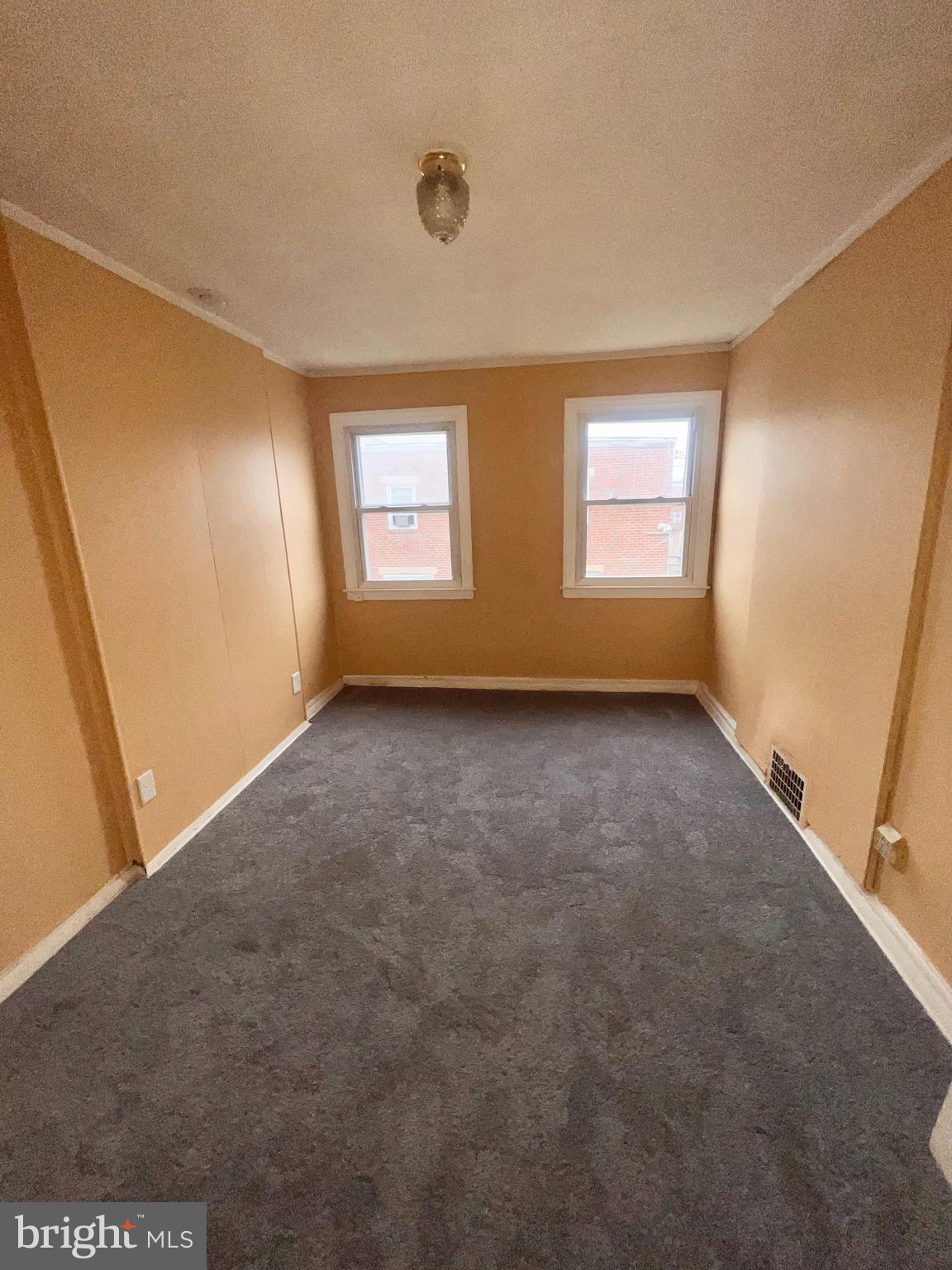 921 Lincoln Street Chester, PA 19013 - Photo 7 of 9