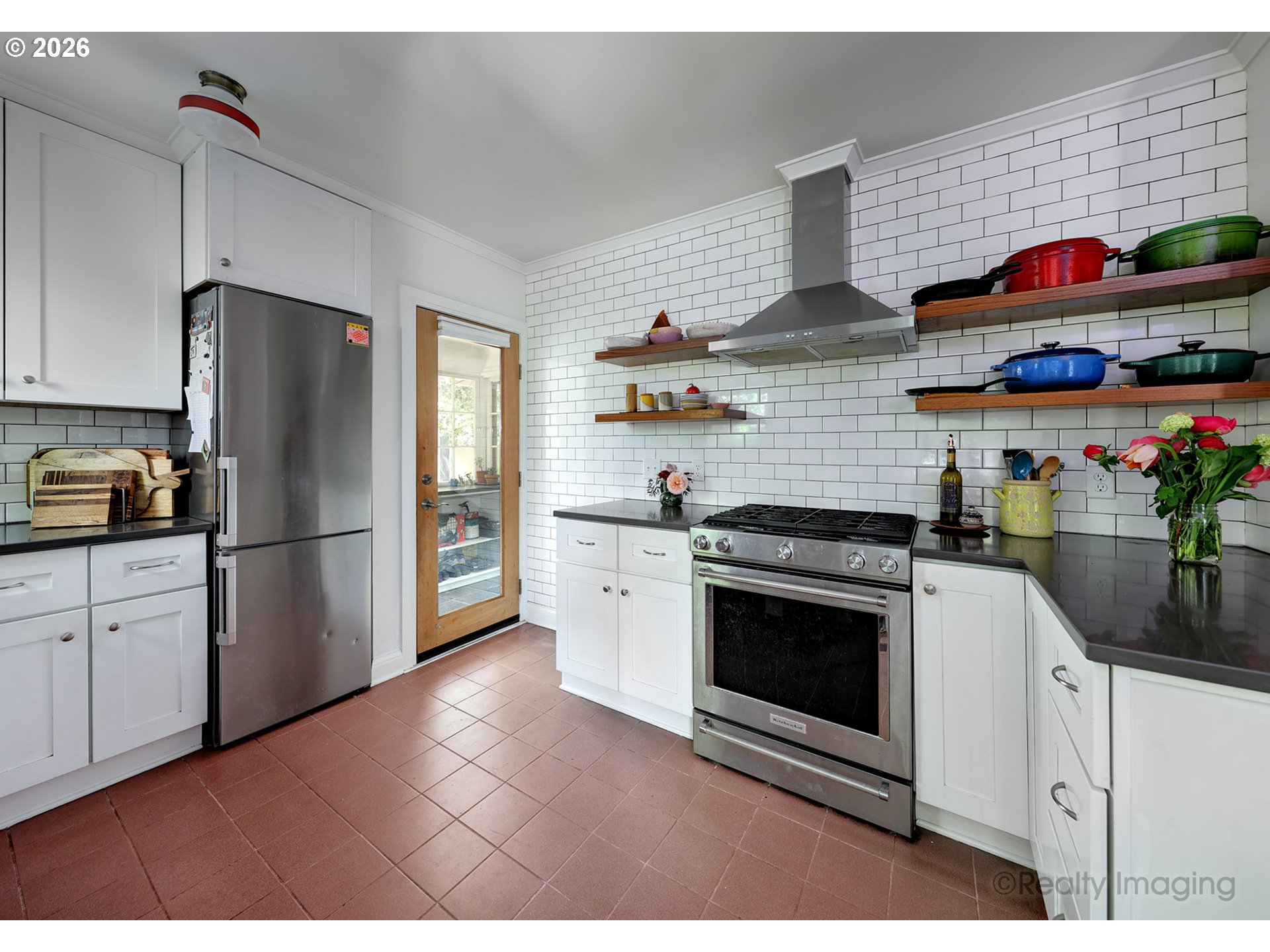 7523 Southeast Washington Street Portland, OR 97215 - Photo 12 of 41