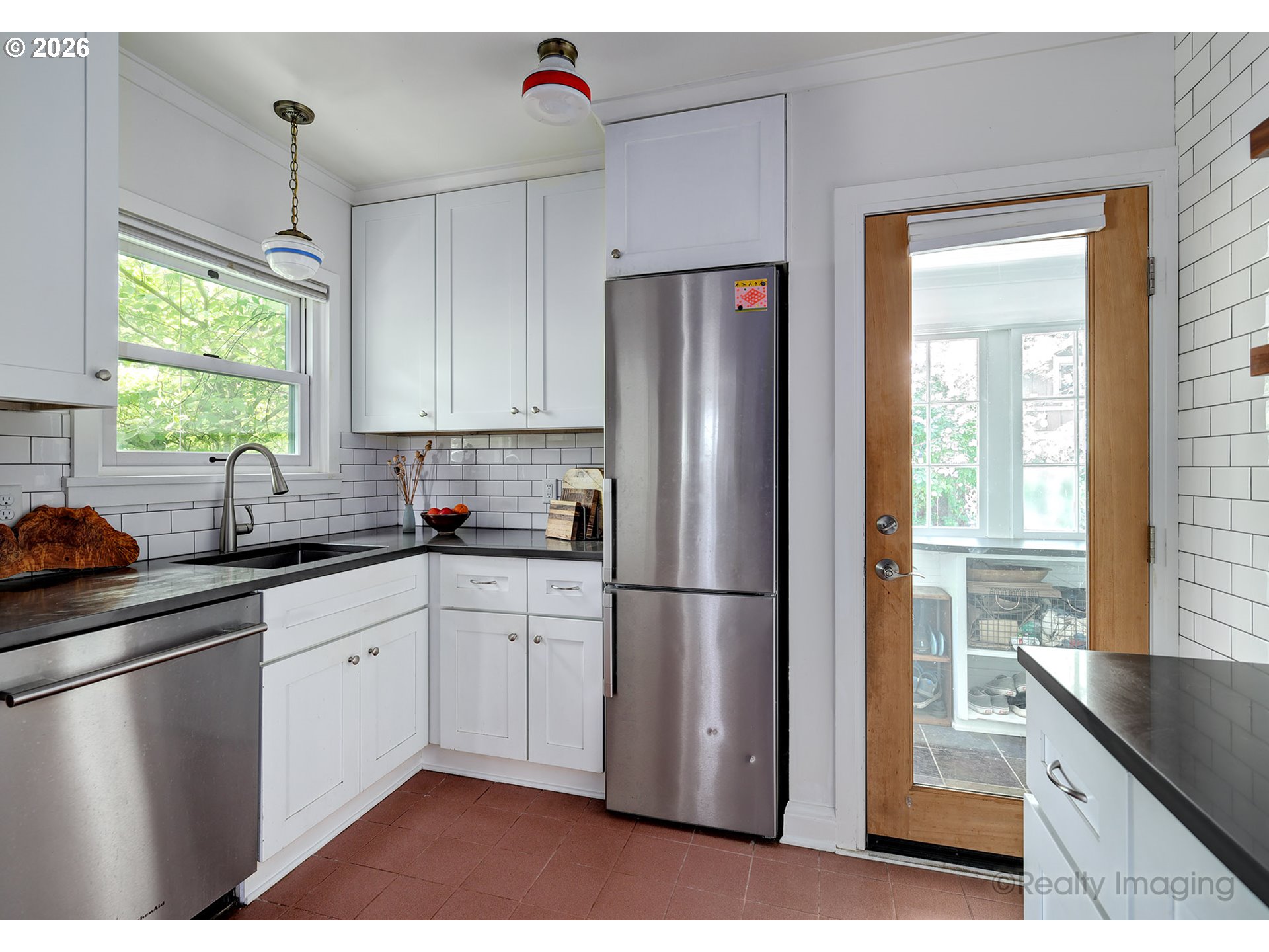 7523 Southeast Washington Street Portland, OR 97215 - Photo 13 of 41